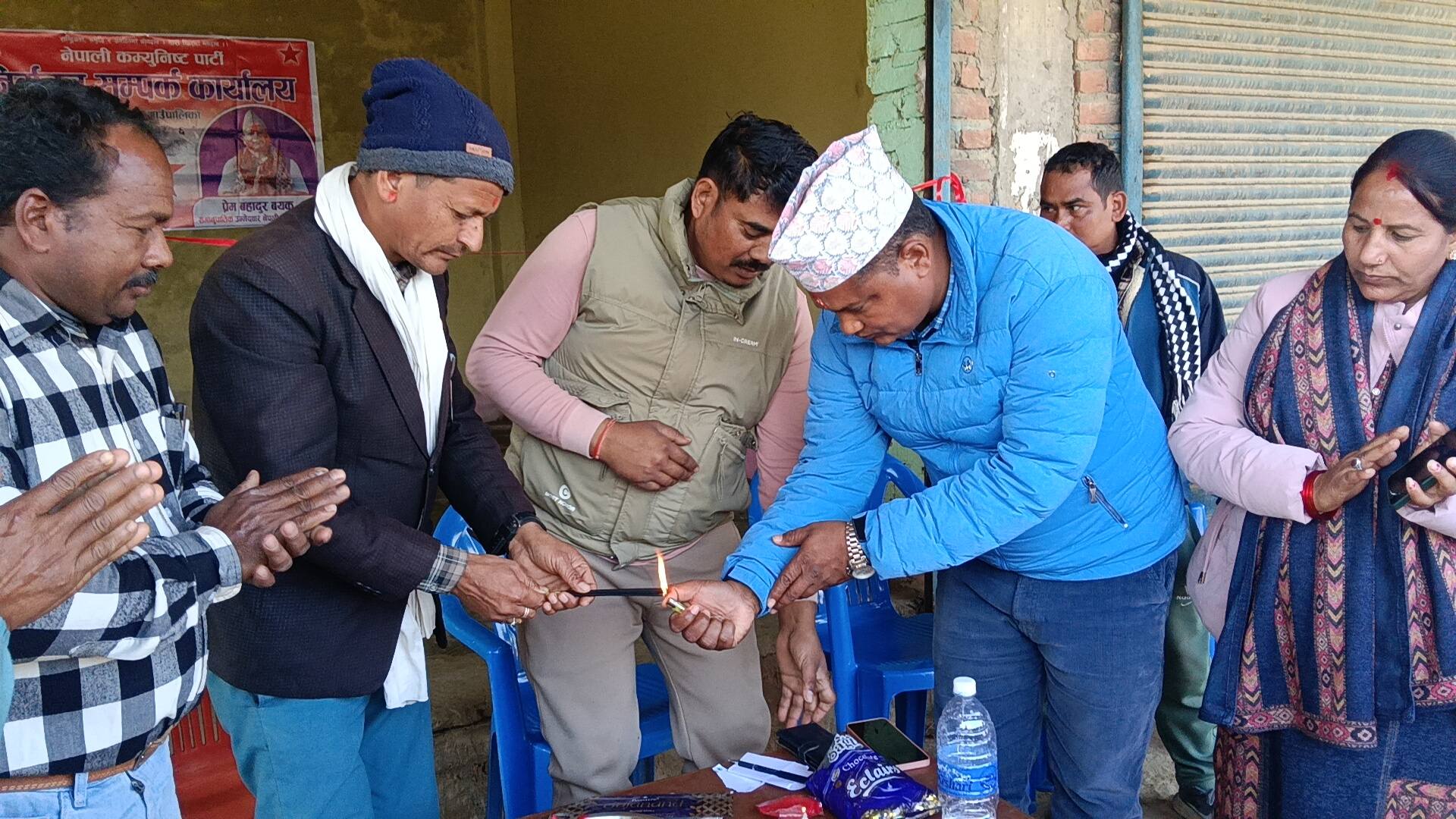 नेपाली कम्युनिस्ट पार्टी बर्दगोरिया ६ को निर्वाचन पार्टी सम्पर्क कार्यालयको नन्द बहादुर साउँदले गरे उद्घाटन